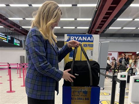 small cabin bag for ryanair